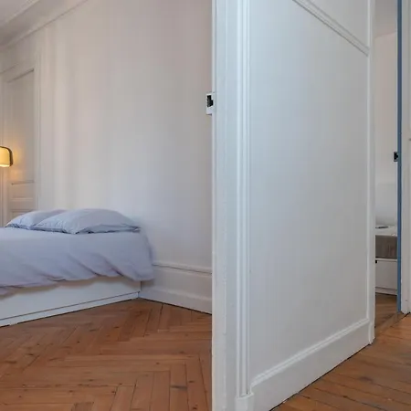 Apartment Appart Dans L'hyper Centre De Pour 8 Personnes *